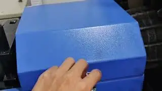 Hydraulic bar feeder