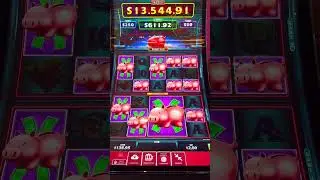 Quick little bonus to keep us in the game #slot #hardrocktejon #casino #luck