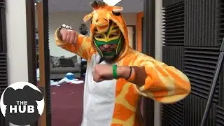 Lucha Giraffe | The HUB - October 8, 2015