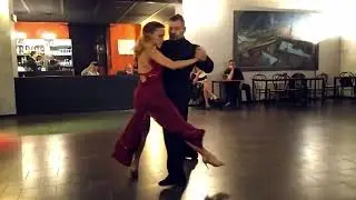 17 Maggio 2019   v1   Anibal Castro y Sofia Victoria Mira