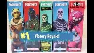 FORTNITE MCFARLANE TOYS FIGURES! ALL SERIES 1 REVIEW WITH GREEN GLOW SKULL TROOPER