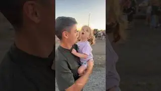 The little girl&rsquo;s innocent reaction after seeing an airplane up close went viral! 😱✈️