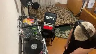 techno sucks