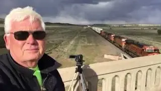 Westbound BNSF stacktrain seen from old RT bridge @ Crookton AZ May 2016