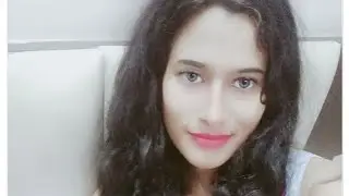 Lucknow girl slapped cab driver full video later arrested.