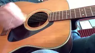 Yamaha FG335