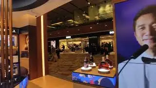 Inside Singapore Changi Airport - World's Best Airport