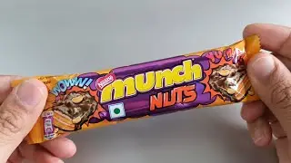 New Nestle Munch Nuts chocolate unboxing😍 #chocolate #asmrchocolate 