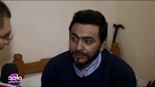 واحد من الناس - الفنان تامر حسنى يبكى على الهواء بسبب أحد السيدات بدار المسنين