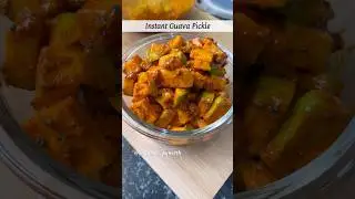 Spicy & tangy Guava pickle 😋 Have you tried? Amrud ka achaar #shorts #guavarecipe #amrud #pickle