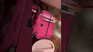 Pack my makeup bag for my competition 🛼⛸️ #fypシ #cleaning #figureskating ￼