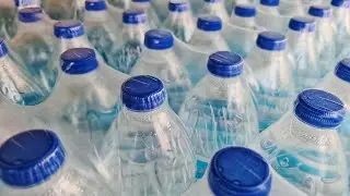 These bottled water brands had recalls in 2025. Check the List!
