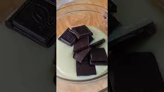 Смешайте миндаль со сгущенным молоком. Вкусный десерт за 1 минуту. Никакой выпечки! #рецептыдесертов