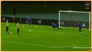Fc Barcelona - Goalkeeper Training