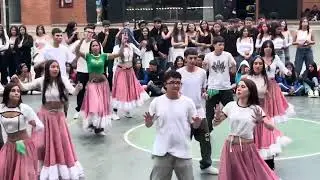 Curso 1002 representando el valor de la Humildad