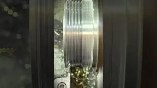 the process of making large threads on CNC materials #shorts
