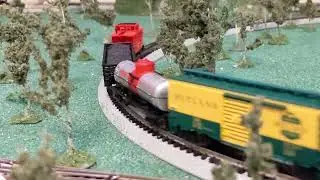 Bachmann Trailblazer ready to run train set: Review