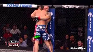 2013 08 28 Bran0don Tha0tch vs Ju0stin Edwar0ds