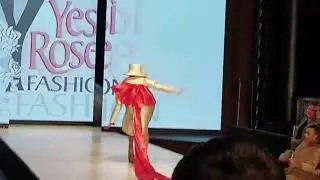 Model FALLS in stilettos during Yesi Rose Fashion Show at New York Fashion Week (February 14, 2022)