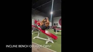 INCLINE BENCH OBLIQUE TWIST | MOORE FITNESS
