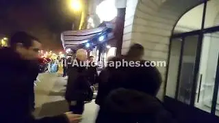 Jimmy Page refusing to sign autographs in Paris (Part 2)
