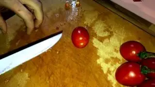 Tomate schneiden Paradeiser schnell verarbeiten Tomaten zerlegen wie ein Profi Anleitung
