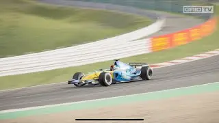 Driving the Renault R26 at Suzuka in GRID Legends on iOS