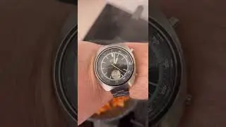 La mano destra del diavolo con al polso il Seiko 6139 7020 #seiko #seiko6139 #cult #food
