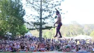 Bruise Brothers Slackline at Woodford Folk Festival 2016/17