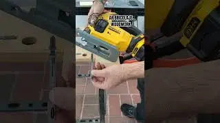 segueta con dientes hacia abajo para caladora 