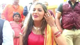 Bigg Boss 11 Winner PREDICTIONS - Hina Khan or Shilpa Shindey?