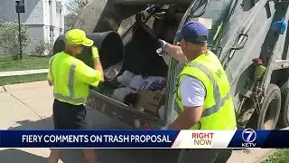 City council discusses proposed trash collection plan for hours