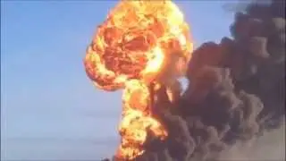 Casselton Train Derailment and Explosion Town Covered In Black Smoke