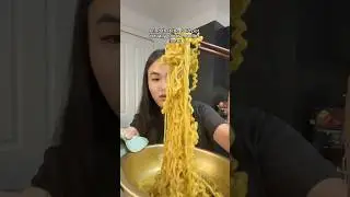 COOKING MAGGI THE RIGHT WAY? 👀 #noodles #instantnoodles #maggimasala #magginoodles #indianfood