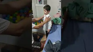 Lidando com sensibilidade sensorial na pele,  vestir roupa quase sempre &eacute; um desafio .