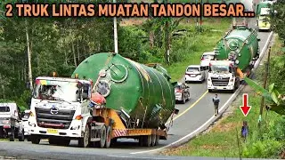Momen Langka!! Truk Trailer HINO Dengan Muatan Besar melintas Gunung kubur