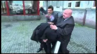 Zdeněk Izer - Ochranka (Skečbar 2010)