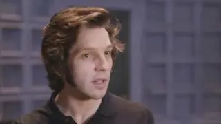 NATIONAL THEATRE LIVE | &bdquo;Ziemia niczyja&rdquo; (2016) | Damien Molony i Owen Teale opowiadają o spektaklu