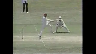 GUS LOGIE 98 WEST INDIES v ENGLAND 3rd TEST MATCH DAY 1 TRINIDAD MARCH 23 1990