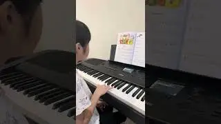 Siswa pintar nih, sudah mulai pintar baca not balok