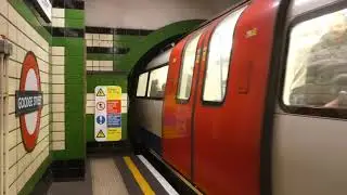 Northern Line 1995TS at Goodge Street