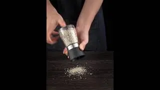 PARACITY PEPPER GRINDER
