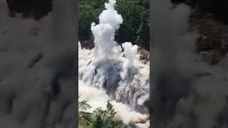 #2 Earth shaking explosions, super classic #heavyequipment #cocatech