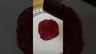 Who Makes The Best Burgers?!? Country Boys VS City Boys
