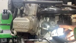 How To Set the Governor on a V-twin Briggs Stratton John Deere Engine. (22hp)