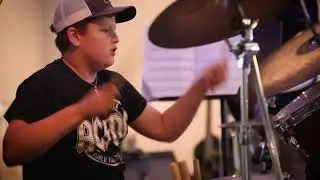 Mason Petillo performs 