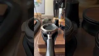 Espresso workflow with Flair58 and NORMCORE tools #espresso #coffee