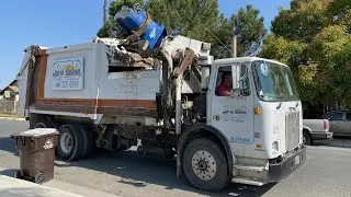 1996 Volvo Heil 7000