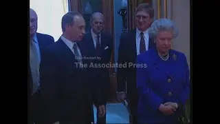 UK: WINDSOR: QUEEN HOLDS AUDIENCE WITH PRESIDENT PUTIN