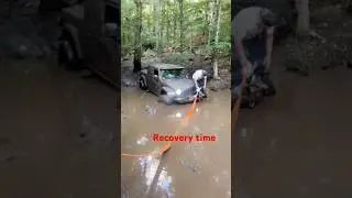 Recovery of Jeep Gladiator #gladiator #recoveryefforts #offroad  #viralvideo